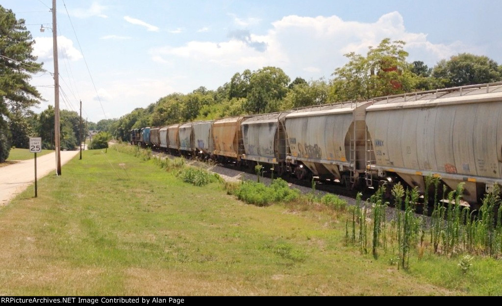 CSX 5322 and 5340 roll SB